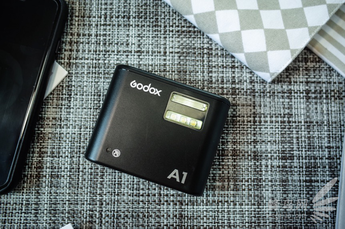 引领手机闪灯反动 神牛A1无线引闪中端试用